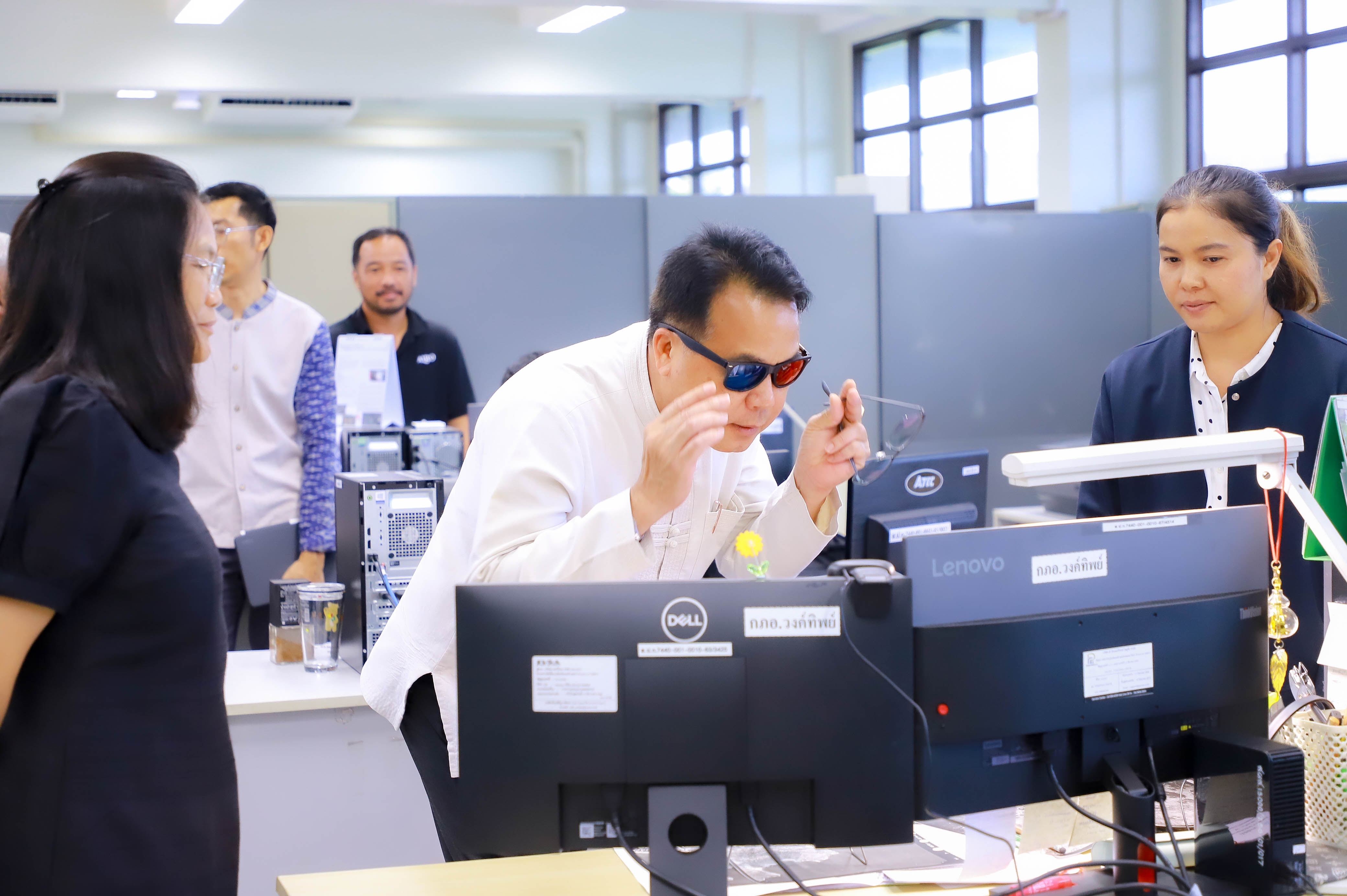 title - รองเลขาธิการ ส.ป.ก. ลุยเตรียมงาน 